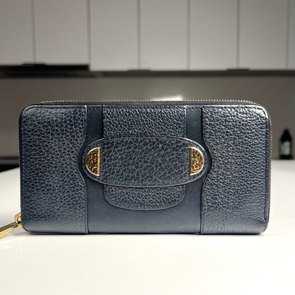 Marc Jacob’s Long Wallet - Picture 1 of 10